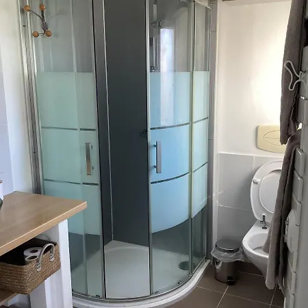 Chaleureux T2 30 M2 Et Sa Terrasse Bois 18 M2 Lägenhet