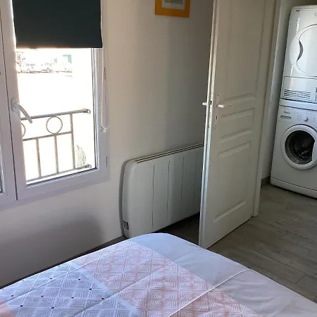 Chaleureux T2 30 M2 Et Sa Terrasse Bois 18 M2 * La Rochelle (Charente-Maritime)